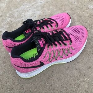 nike women’s zoom pegasus